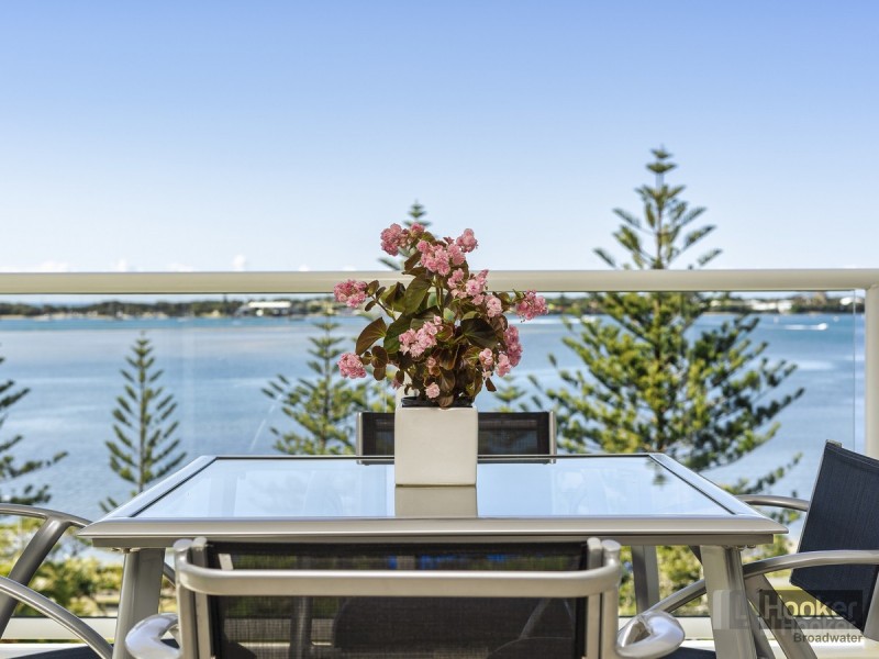 603/212-214 Marine Parade, Labrador QLD 4215