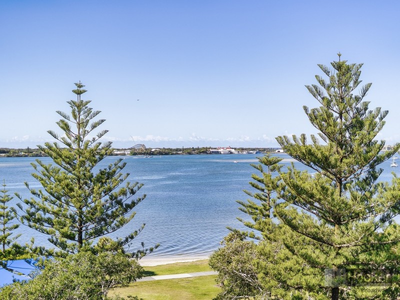 603/212-214 Marine Parade, Labrador QLD 4215