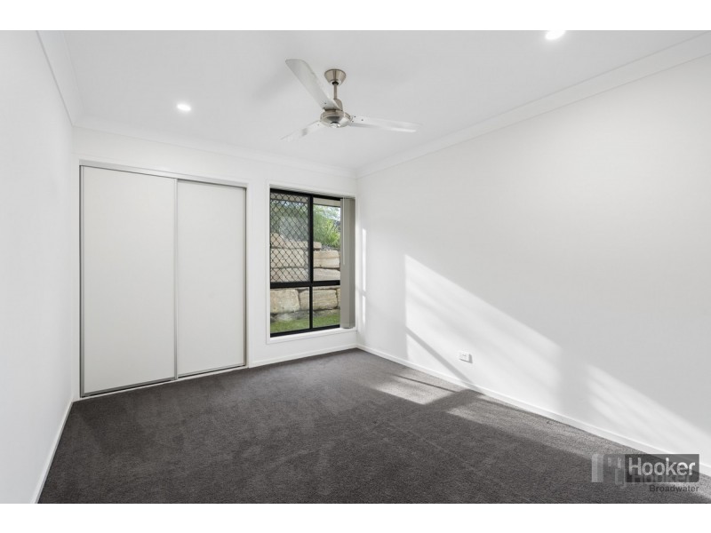 37 Kookaburra Circuit, Maudsland QLD 4210