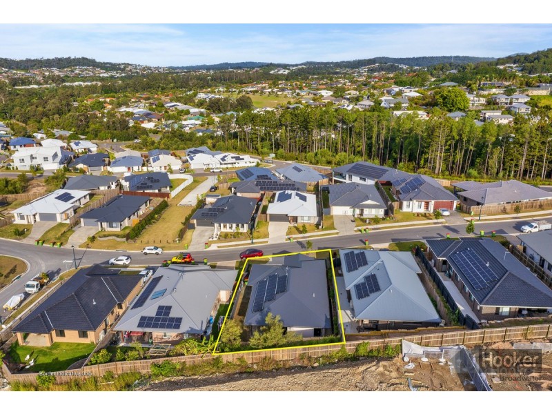 37 Kookaburra Circuit, Maudsland QLD 4210