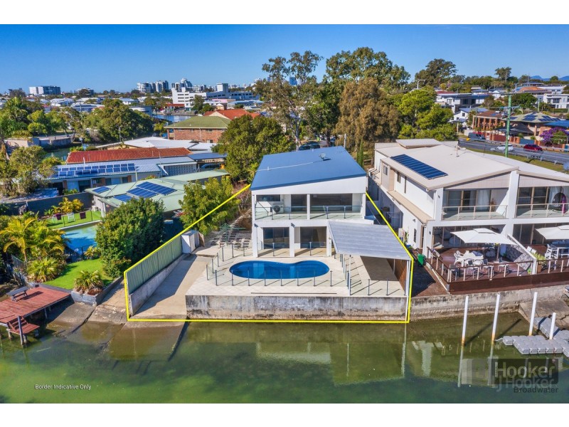 19 Perry Place, Biggera Waters QLD 4216