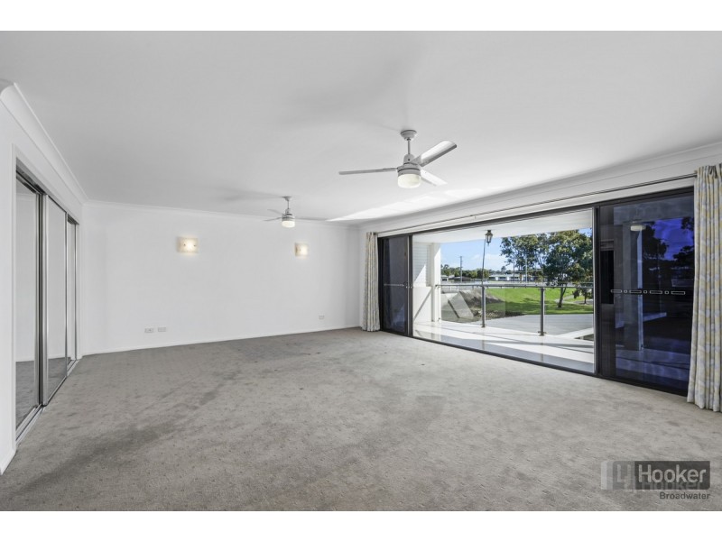 19 Perry Place, Biggera Waters QLD 4216
