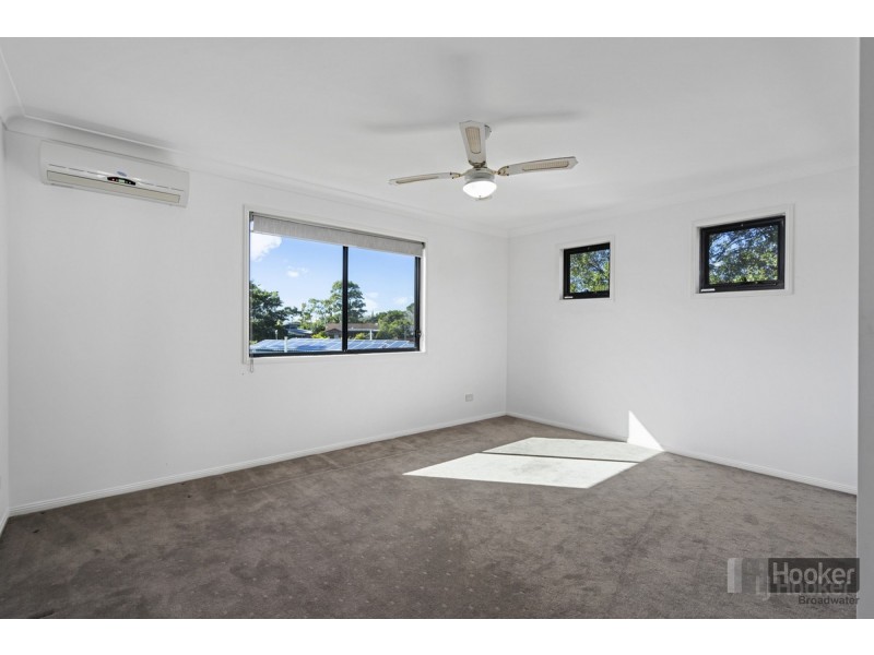 19 Perry Place, Biggera Waters QLD 4216