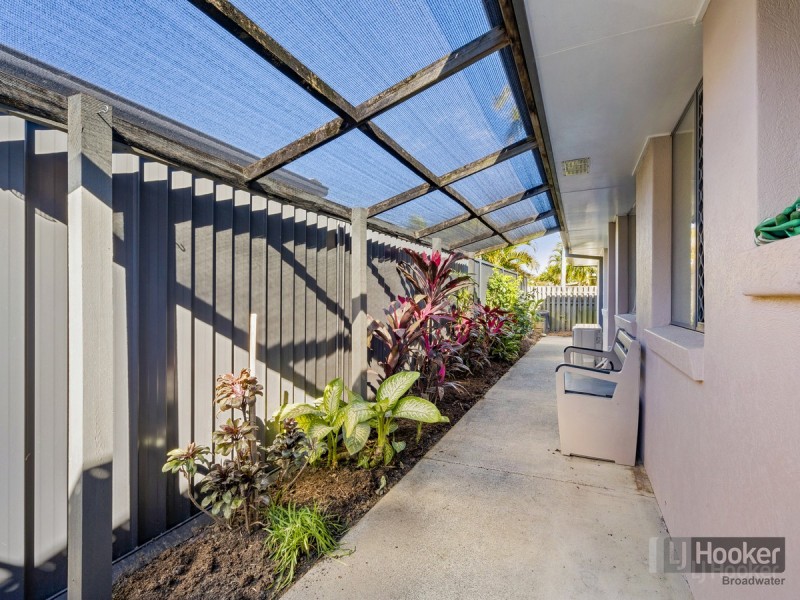 22 Ballybunyon Crescent, Hope Island QLD 4212