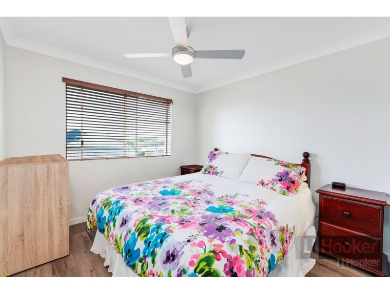 11/9 Errol Avenue, Paradise Point QLD 4216