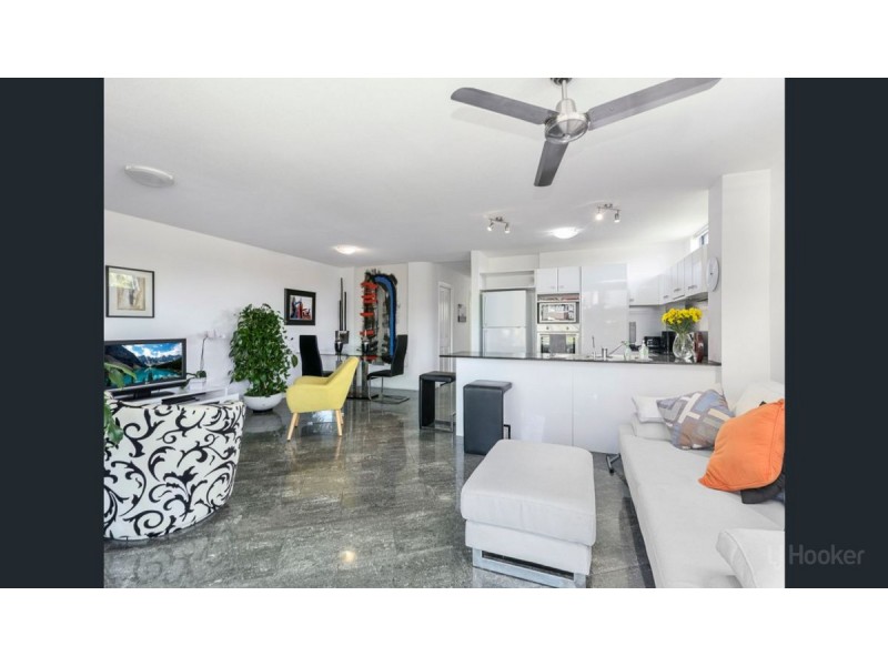 7/32 Cronin Avenue, Main Beach QLD 4217