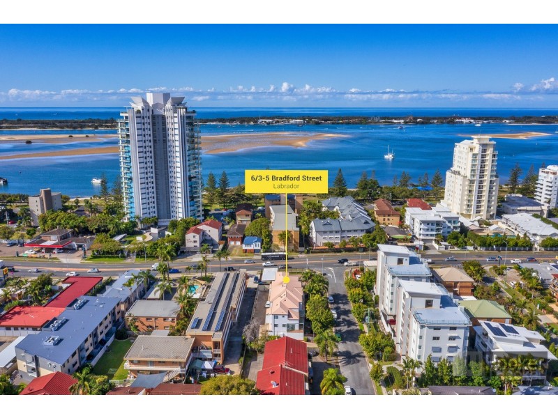 6/3-5 Bradford Street, Labrador QLD 4215