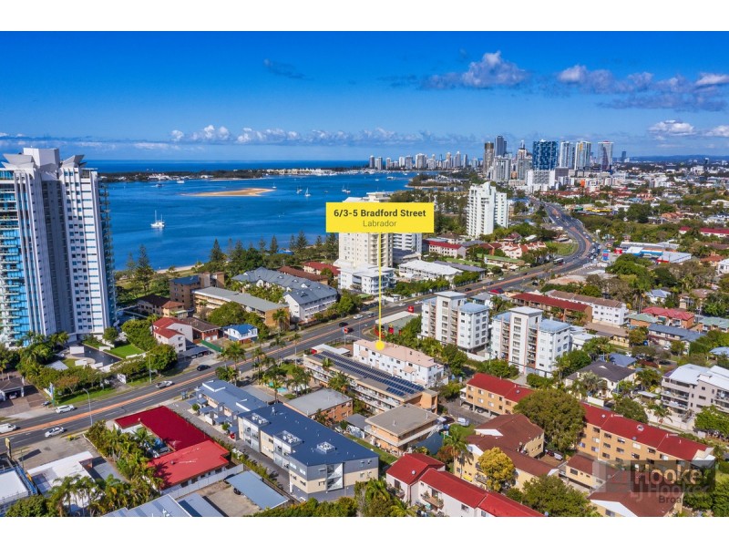 6/3-5 Bradford Street, Labrador QLD 4215