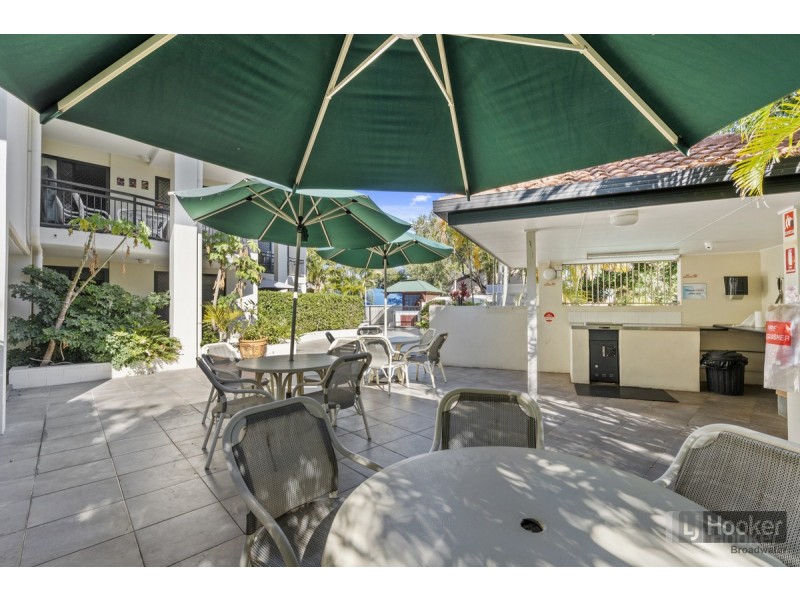 16/452 Marine Parade, Biggera Waters QLD 4216