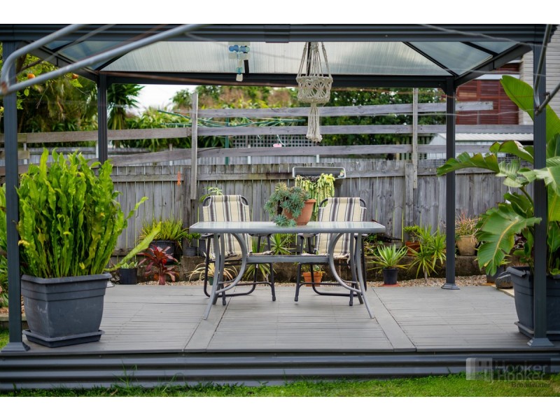 12 Horder Avenue, Labrador QLD 4215
