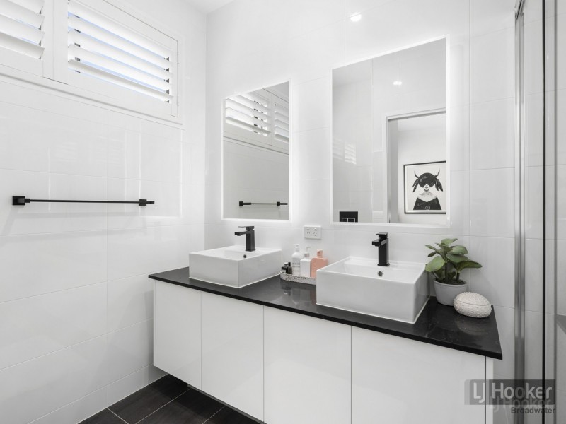 17/4A-8 Hansford Road, Coombabah QLD 4216