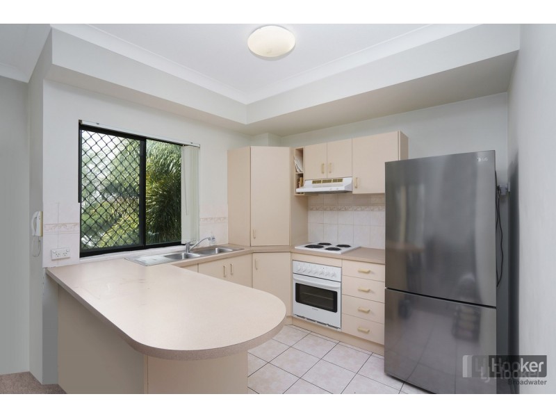 10/143 Frank Street, Labrador QLD 4215