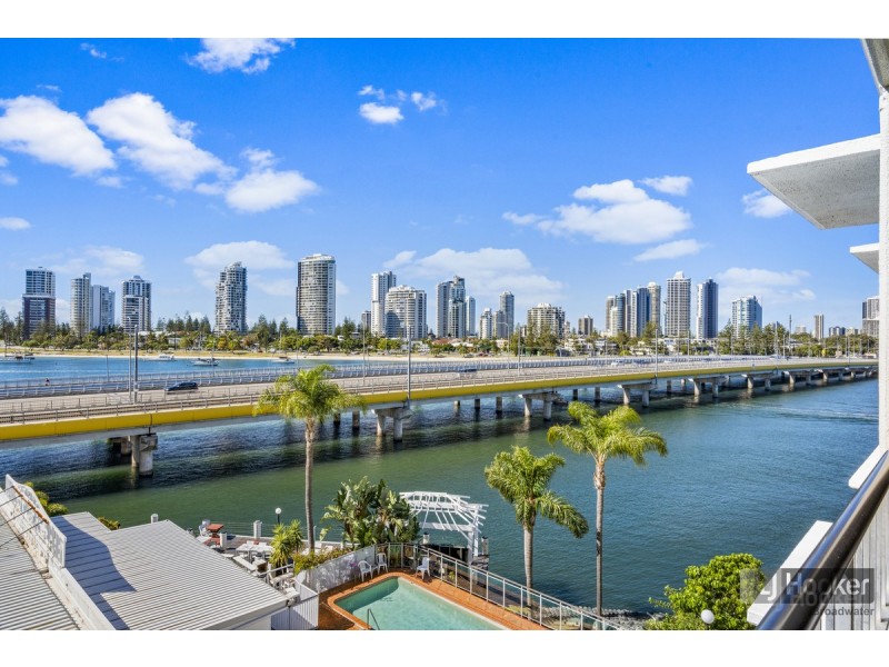 21/77 Brighton Parade, Southport QLD 4215