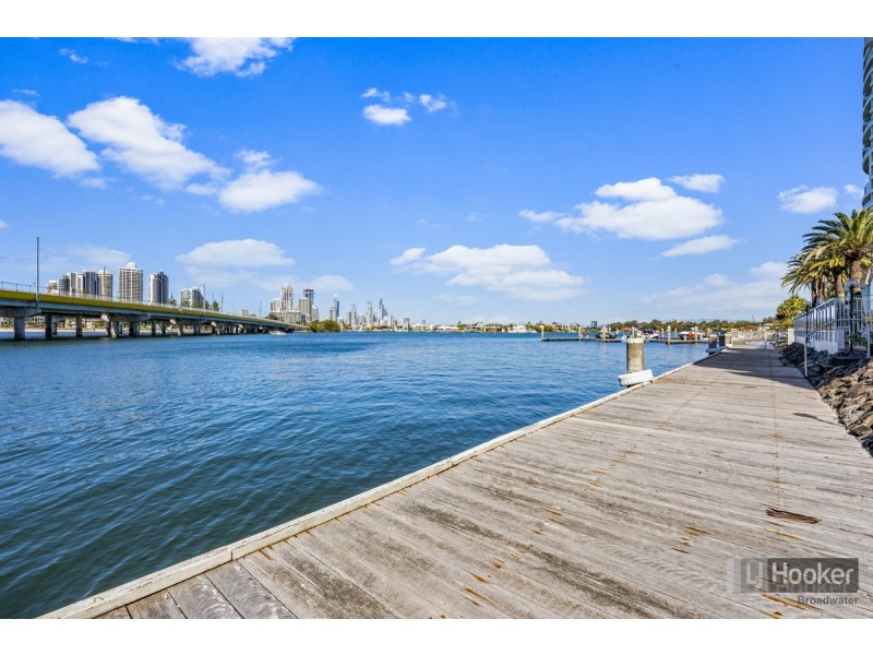 21/77 Brighton Parade, Southport QLD 4215