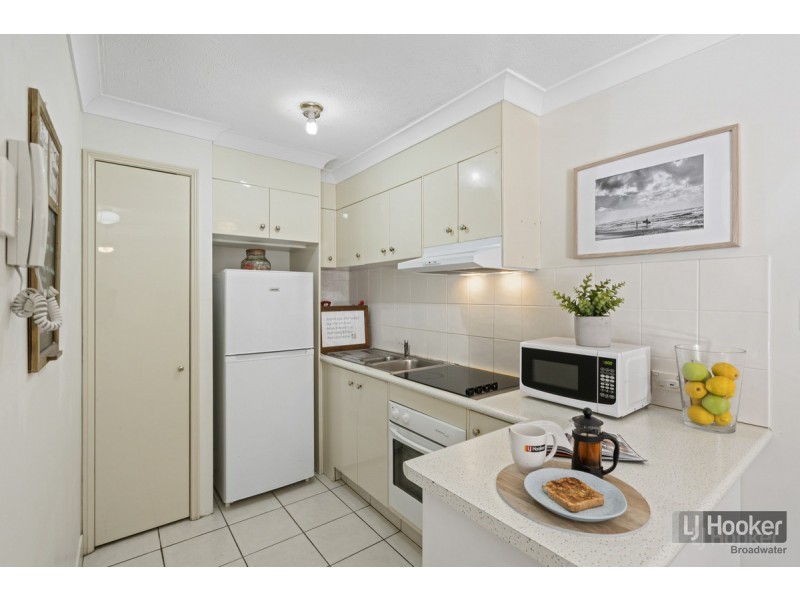 5/103-105 Frank Street, Labrador QLD 4215