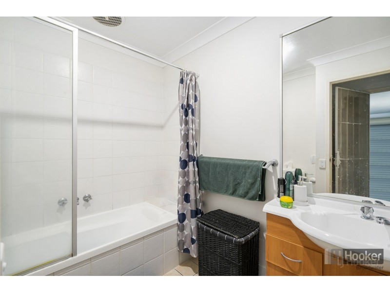 52/590 Pine Ridge Road, Coombabah QLD 4216