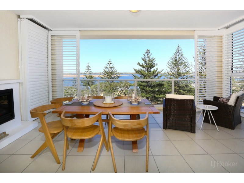 501/212-214 Marine Parade, Labrador QLD 4215