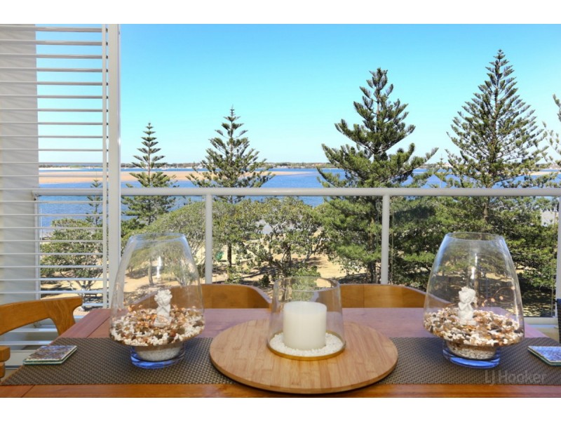 501/212-214 Marine Parade, Labrador QLD 4215