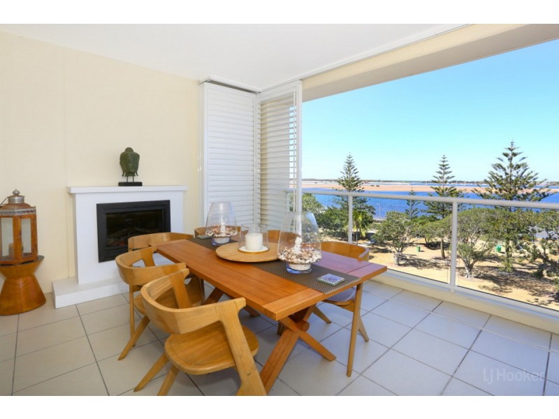 501/212-214 Marine Parade, Labrador QLD 4215