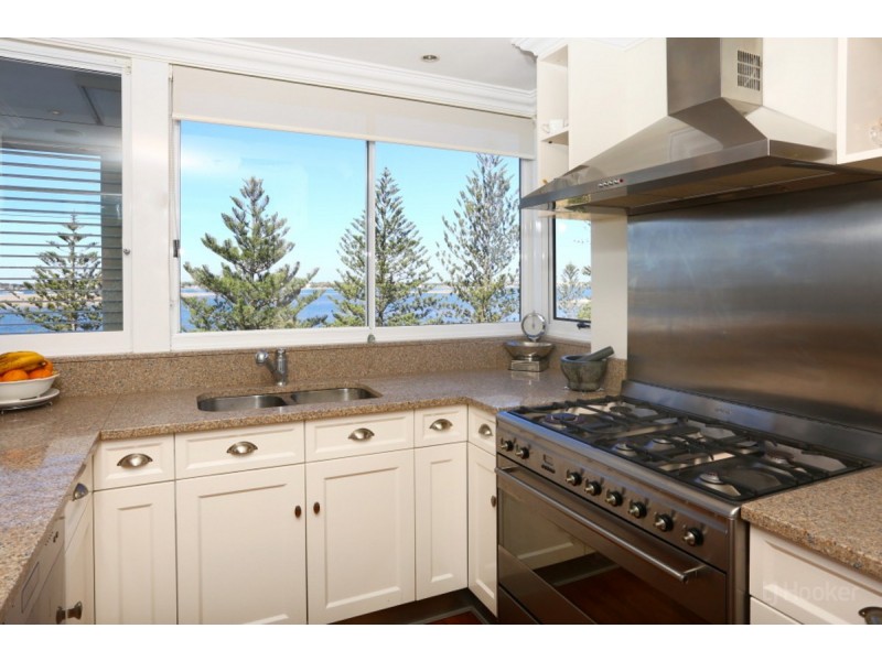 501/212-214 Marine Parade, Labrador QLD 4215