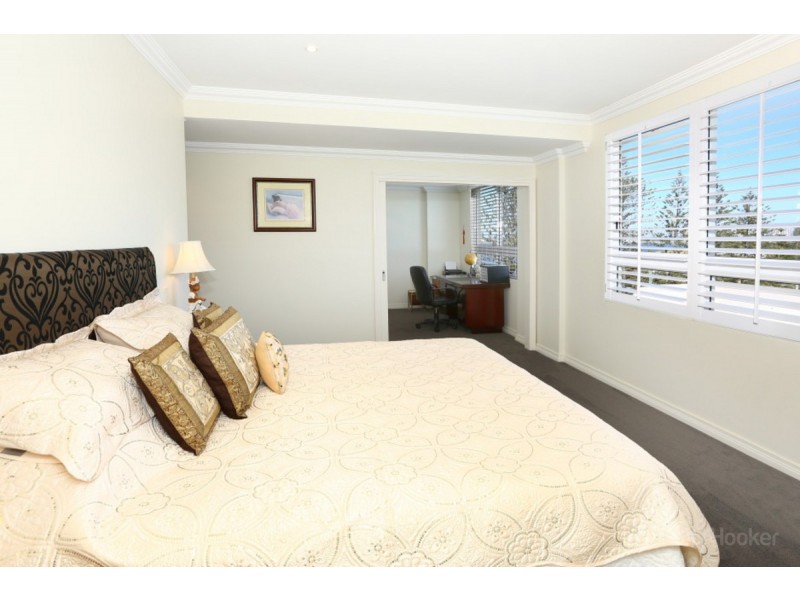 501/212-214 Marine Parade, Labrador QLD 4215