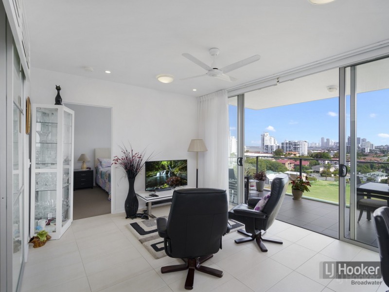 501/17 Bath Street, Labrador QLD 4215