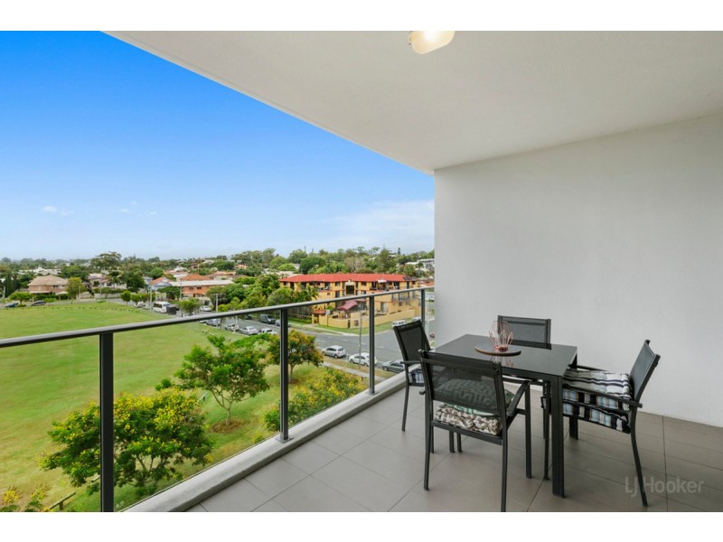 501/17 Bath Street, Labrador QLD 4215
