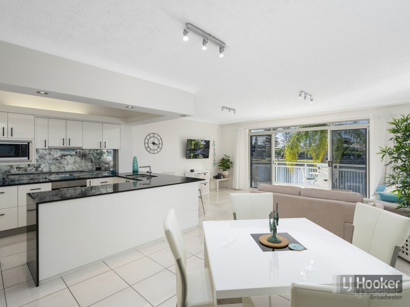 5/3-5 Vernia Place, Biggera Waters QLD 4216