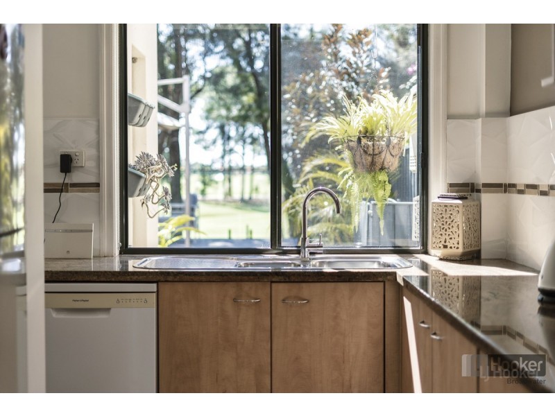 39 Ballybunyon Crescent, Hope Island QLD 4212