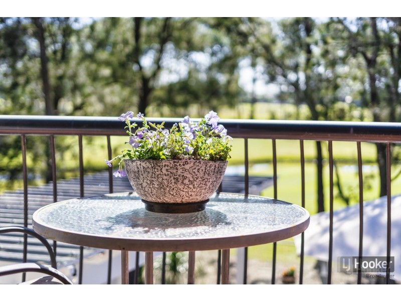 39 Ballybunyon Crescent, Hope Island QLD 4212