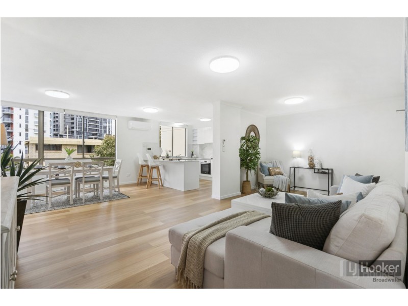 12/77 Brighton Parade, Southport QLD 4215