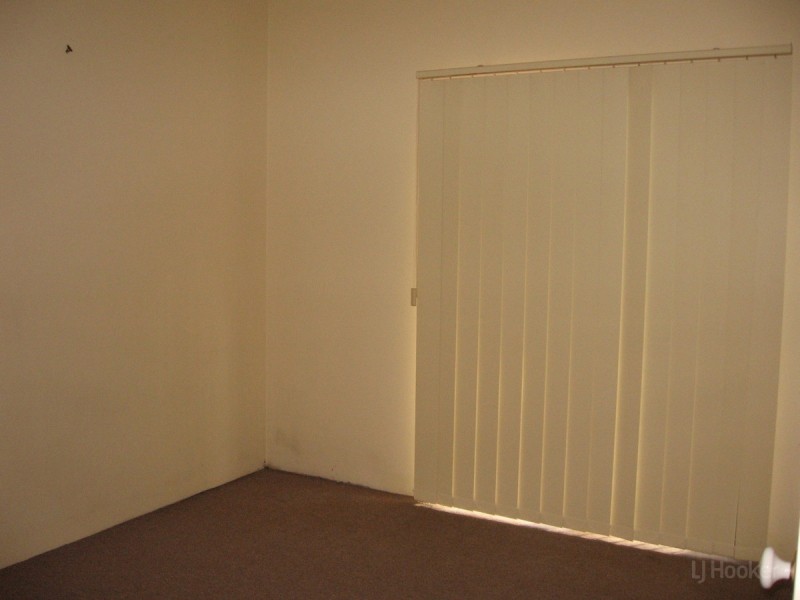 4/143 Frank Street, Labrador QLD 4215