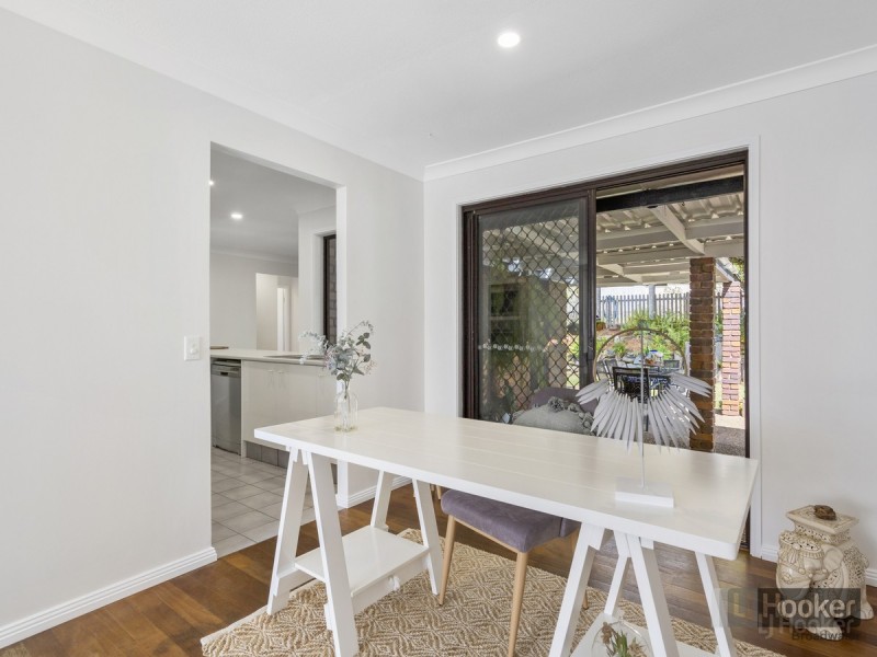 6 Batchworth Road, Molendinar QLD 4214