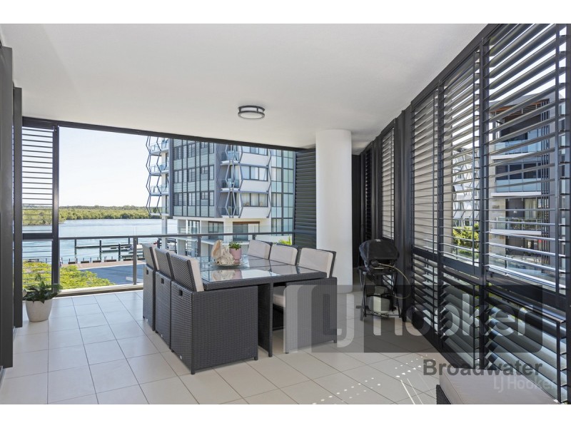 2304/1 Marina Promenade, Paradise Point QLD 4216