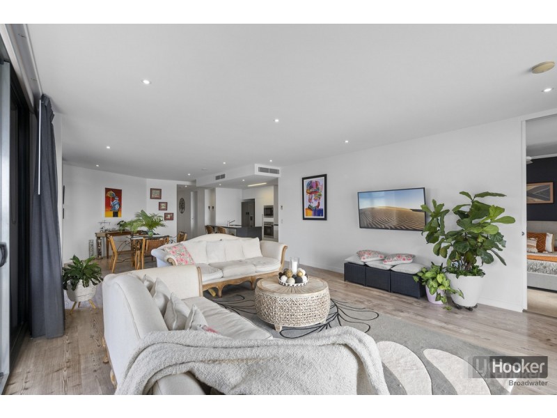 2304/1 Marina Promenade, Paradise Point QLD 4216