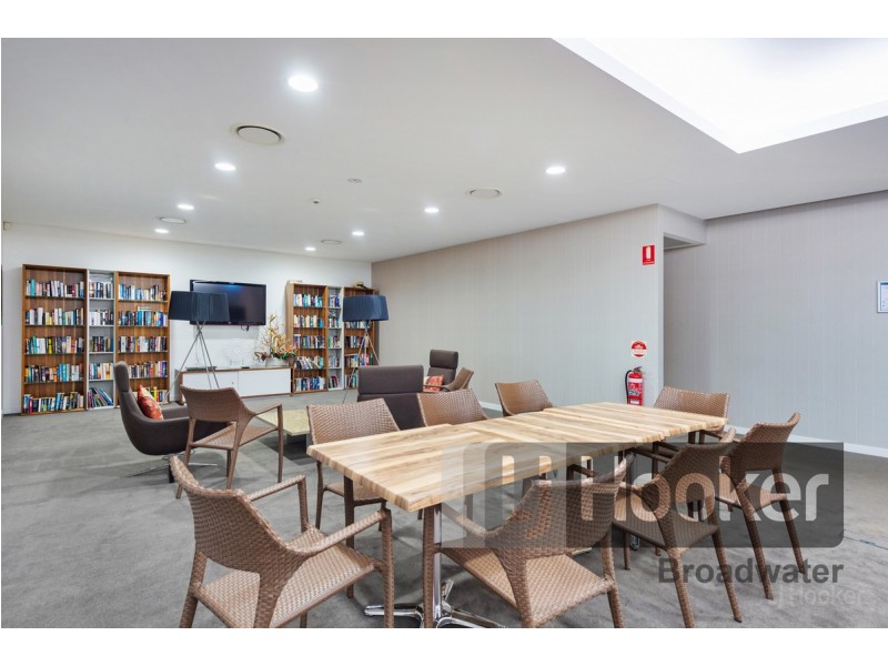 2304/1 Marina Promenade, Paradise Point QLD 4216