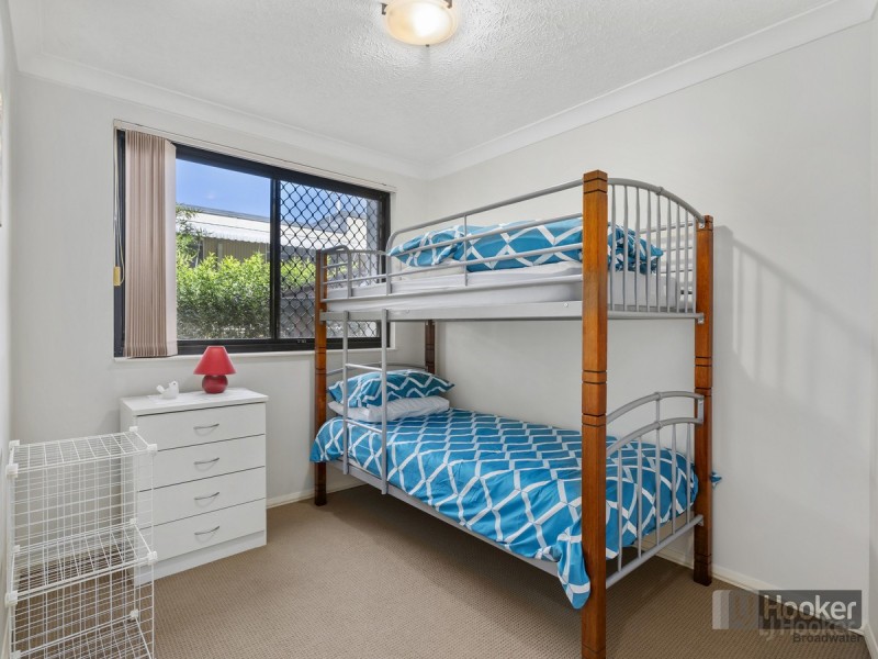 3/274 Marine Parade, Labrador QLD 4215