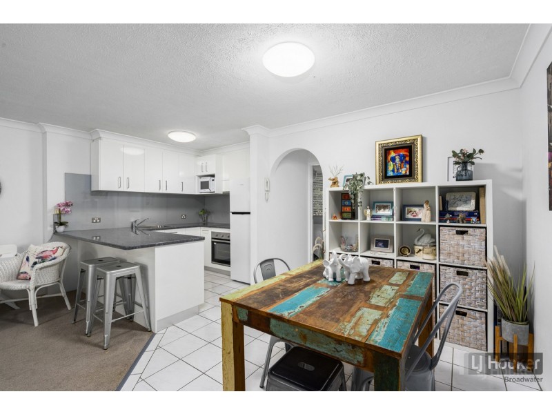 21/24 Hamilton Avenue, Surfers Paradise QLD 4217