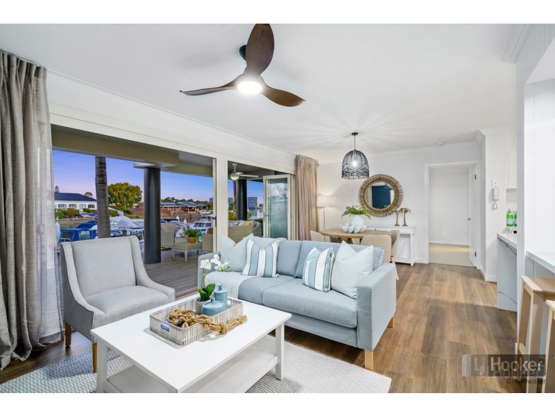 23/82-86 Limetree Parade, Runaway Bay QLD 4216