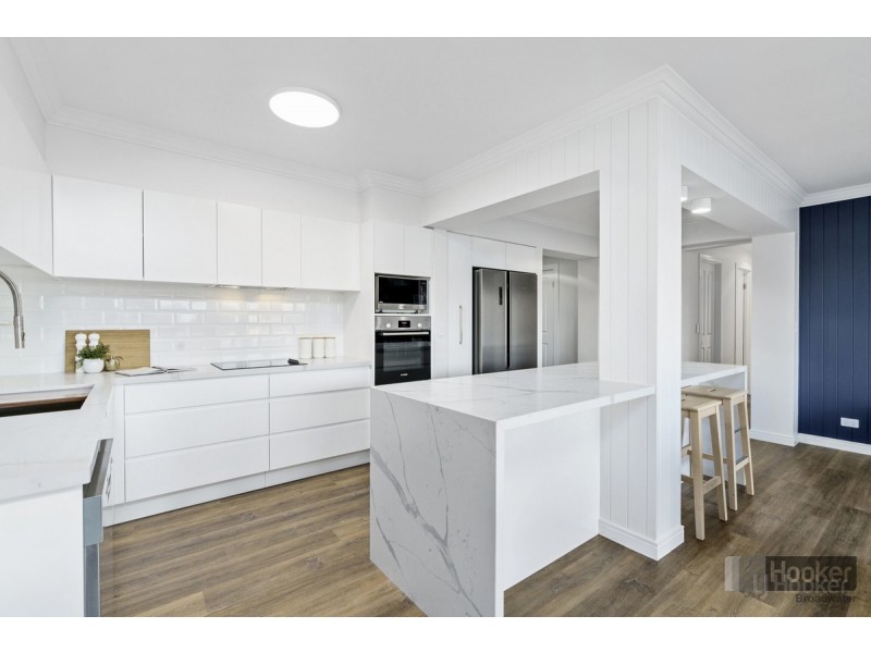 23/82-86 Limetree Parade, Runaway Bay QLD 4216