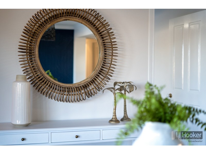 23/82-86 Limetree Parade, Runaway Bay QLD 4216