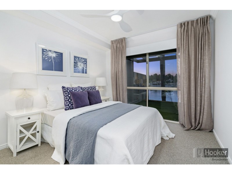 23/82-86 Limetree Parade, Runaway Bay QLD 4216