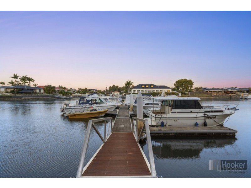 23/82-86 Limetree Parade, Runaway Bay QLD 4216