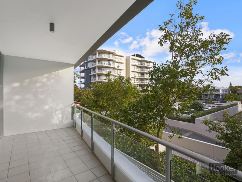 203/430 Marine Parade, Biggera Waters QLD 4216