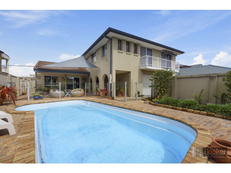 62 Oxley Drive, Paradise Point QLD 4216