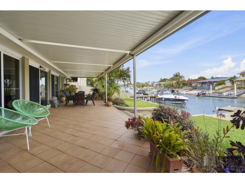62 Oxley Drive, Paradise Point QLD 4216