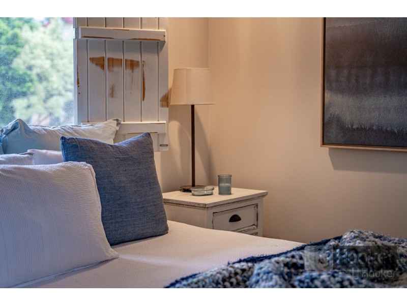 8/62-66 Brown Street, Labrador QLD 4215