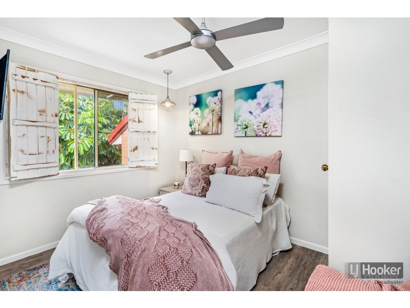 8/62-66 Brown Street, Labrador QLD 4215