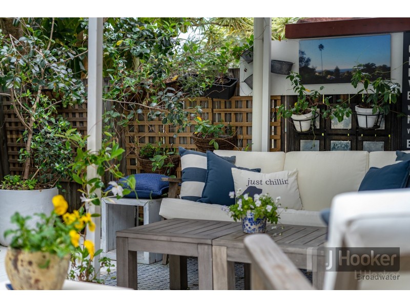 8/62-66 Brown Street, Labrador QLD 4215