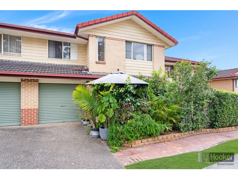 8/62-66 Brown Street, Labrador QLD 4215